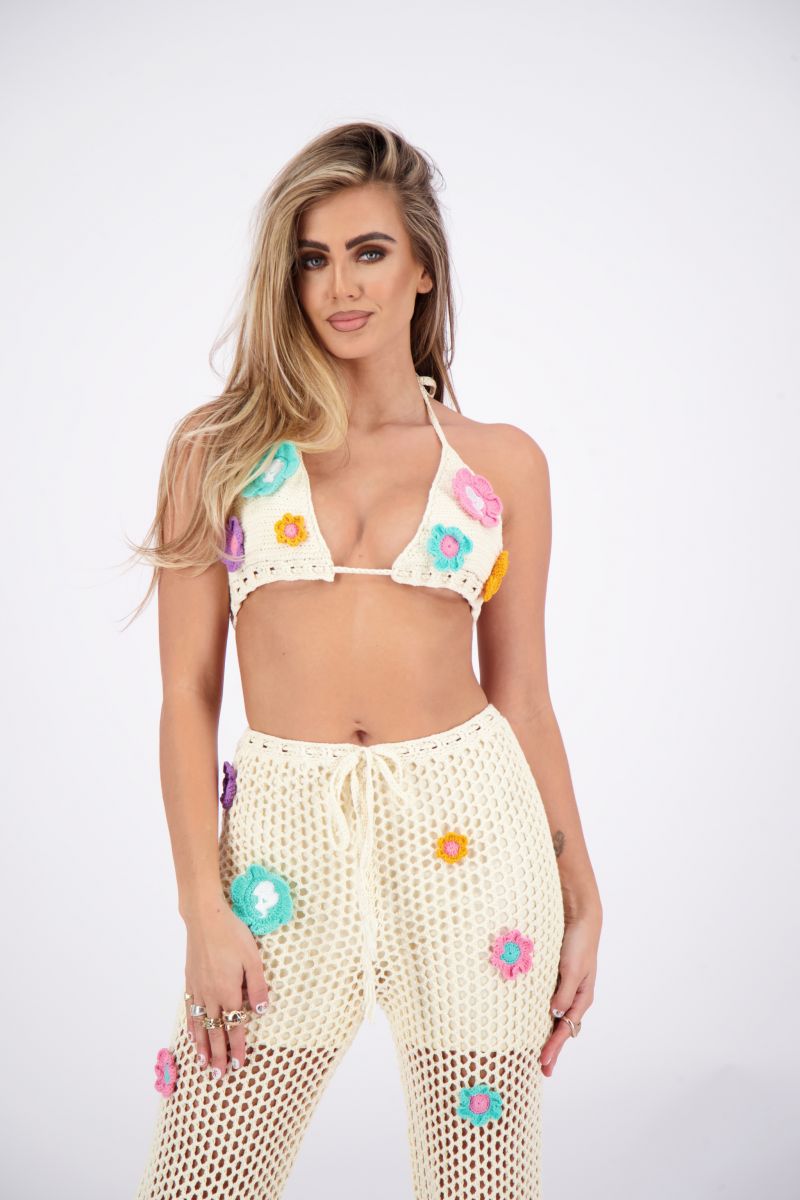 TRIANGLE CROCHET TOP FLOWERS